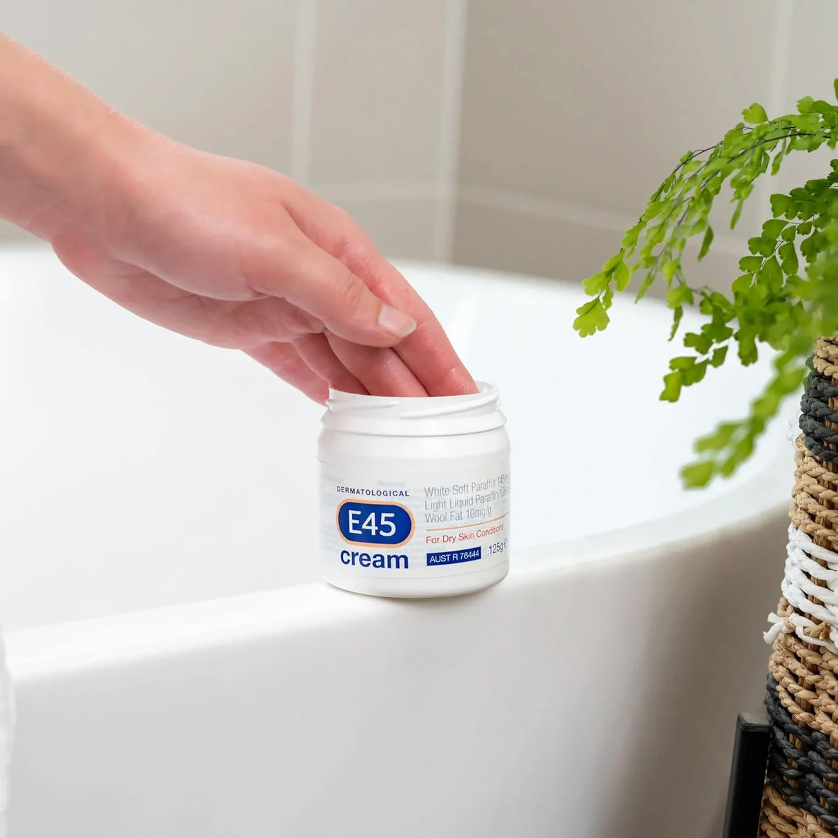 E45 Dermatological Cream 125G - Kenya