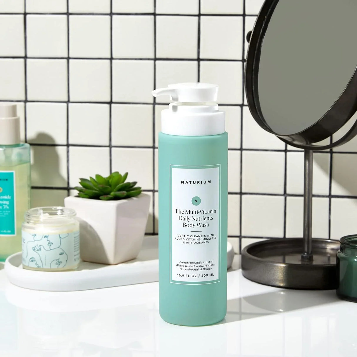Naturium The Multi-Vitamin + Daily Nutrients Body Wash - Kenya