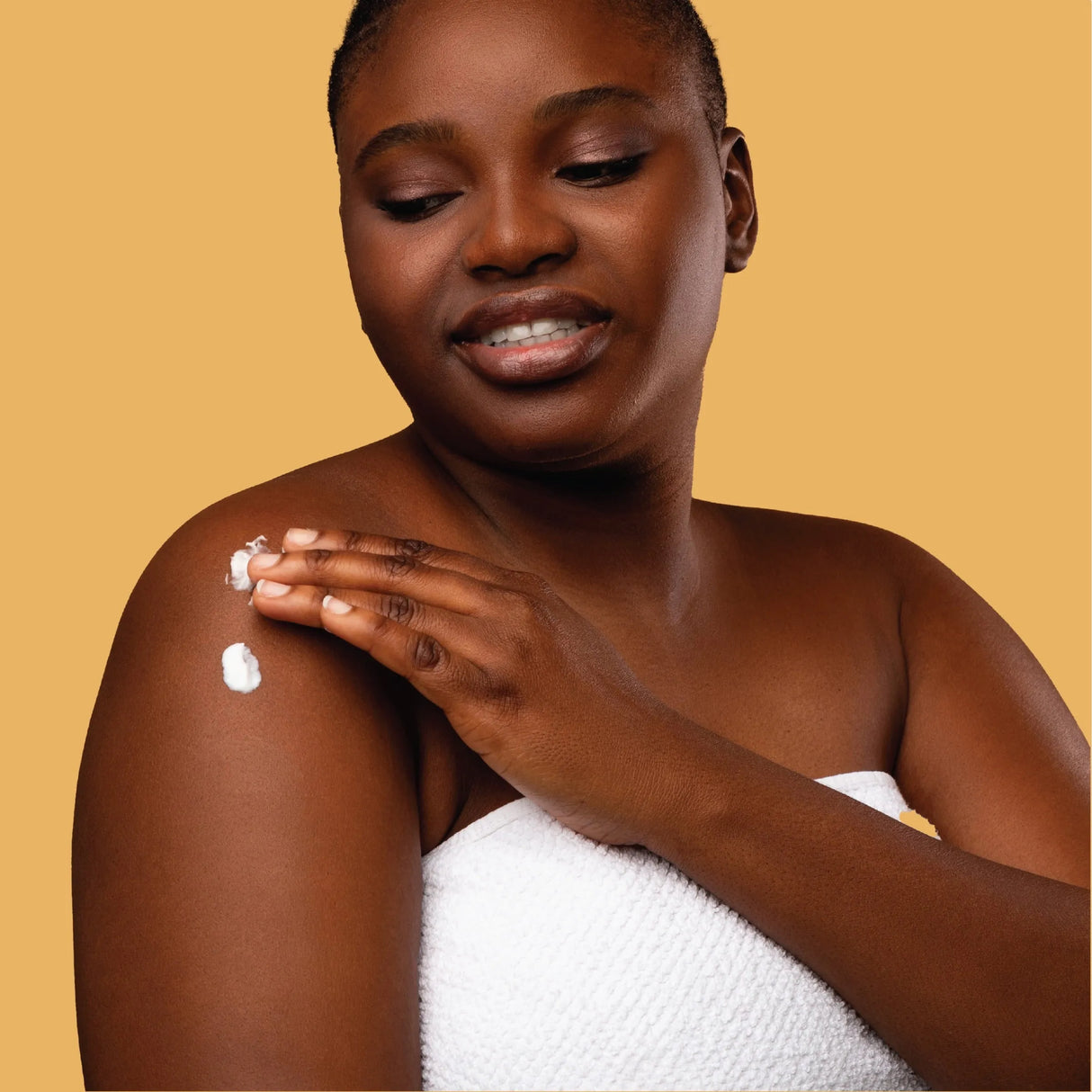 Jergens Oil-Infused Skin Firming Body Lotion, 16.8 Oz - Kenya