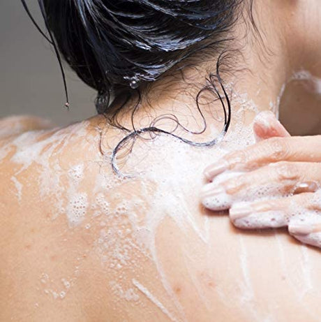Neutrogena Body Clear Oil Free Acne Body Scrub - Kenya